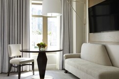 Waldorf Astoria Atlanta Buckhead by Hilton