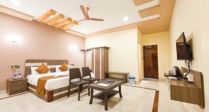 iHotels Yercaud. Room Type - Premium Room With Balcony