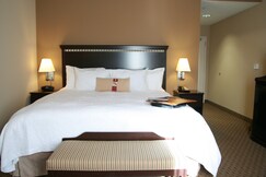Hampton Inn by Hilton Topeka