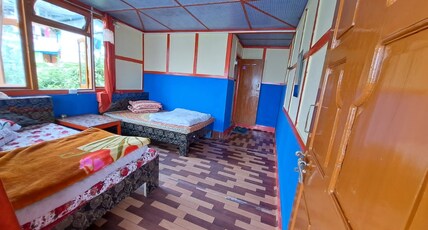 Niru Homestay - Unit of Uraan Group Room Type - Four Bedded Room