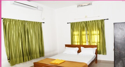 Lourdes Matha Homestay Room Type - AC DELUXE