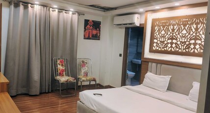 Hotel O THE SHAURYA INN Room Type - Classic