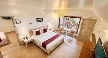 Birds and Bees Resort Pattaya Room Type - Deluxe 2 Bedrooms