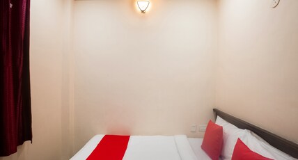 Hotel Park Tower Room Type - Deluxe Non Ac Room