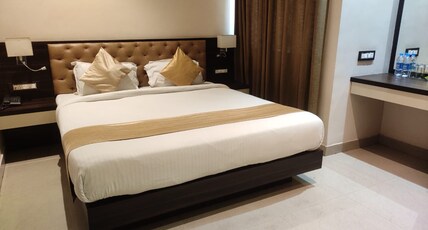 Aditya Residency,Guwahati Room Type - Classic Room with Work Desk