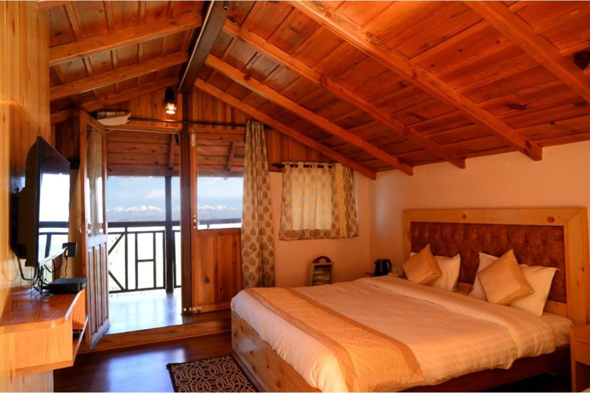 Him Monal Homestay - Tap to explore photos