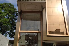 shri balaji regency inn