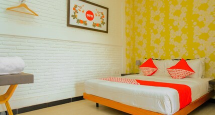 Hotel O 32 Guest House Room Type - Indonesia Suite Family