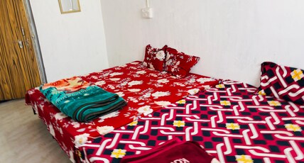 Mathura Vrindavan Gokul dham Room Type - Family AC Room 2