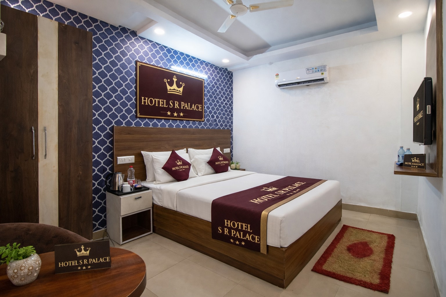 HOTEL SR PALACE@ 5 min From Delhi IGI Airport - Tap to explore photos