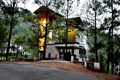 Photos of Urban Woods Apartment | Rooms & Caretaker