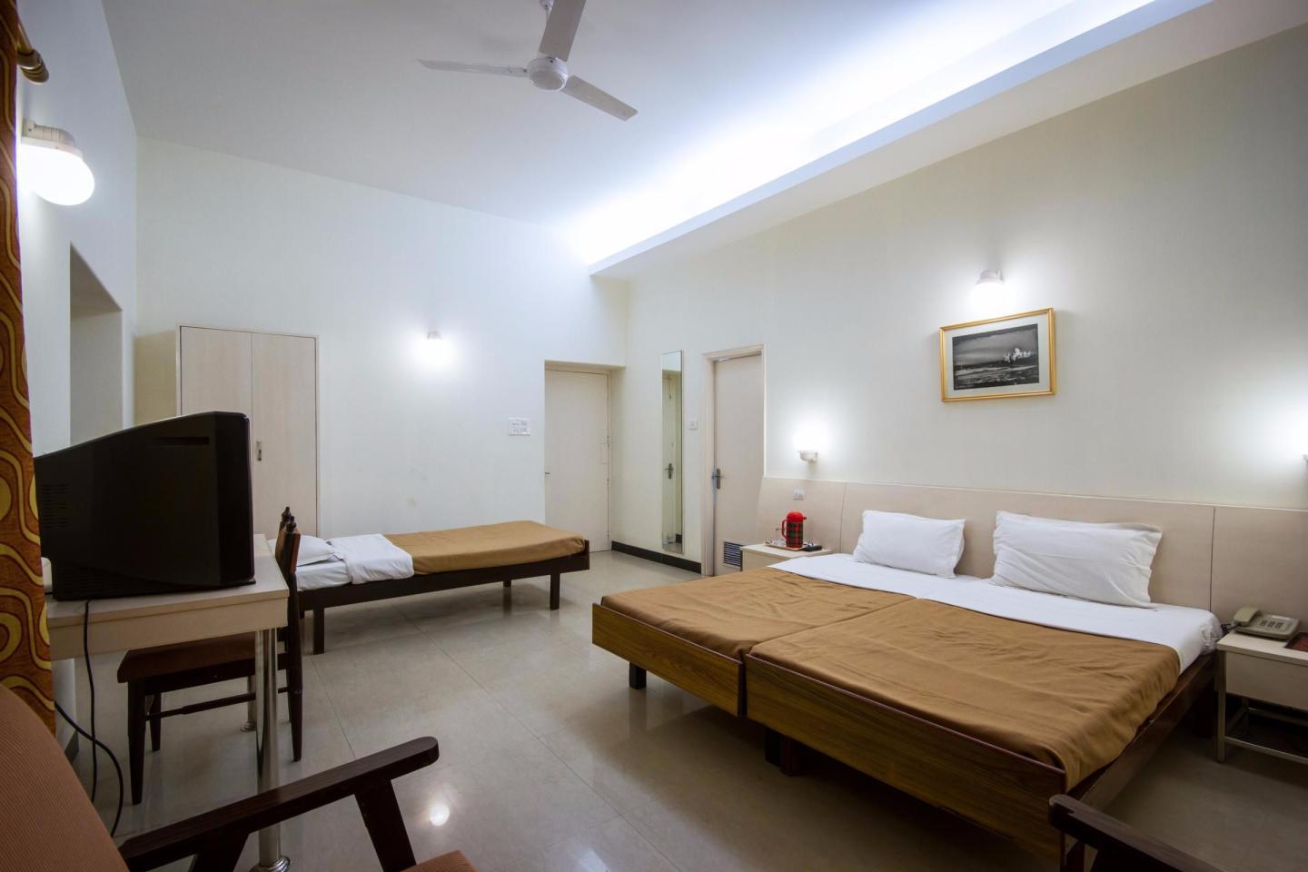 Ranjit Hotel - Tap to explore photos