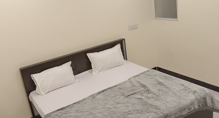 Hotel bhagwati palace Room Type - 102