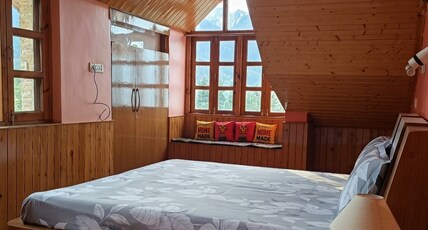 White Clover Retreat Room Type - Double Room with Mountain View