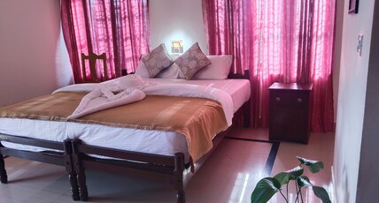 Mohans Inn Room Type - Bedroom 1