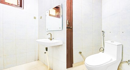 Hotel O KD 111 Shivam Residency Room Type - Classic