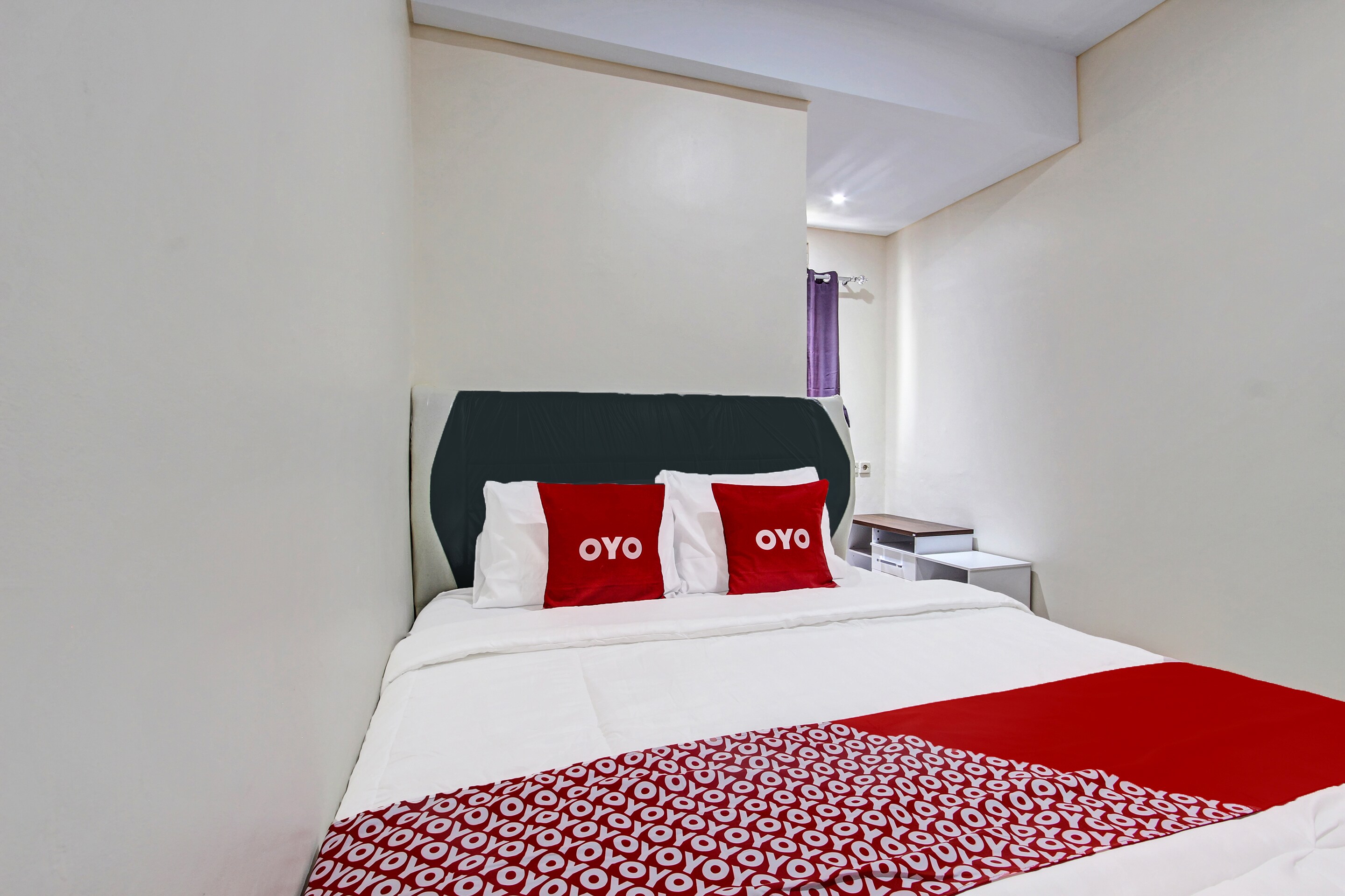 Hotel O Griya Putih - Tap to explore photos