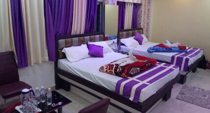 Hotel S.T. Apple Room Type - Quadruple A/C with Free Wi-Fi