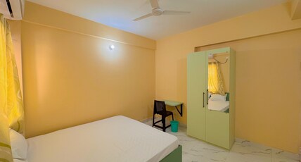 Cozy 2BHK Stay in Bariatu | AC, WiFi & Comfort 301 Room Type - Bedroom 1