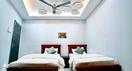 HOTEL VIP STAYS Room Type - Executive Room