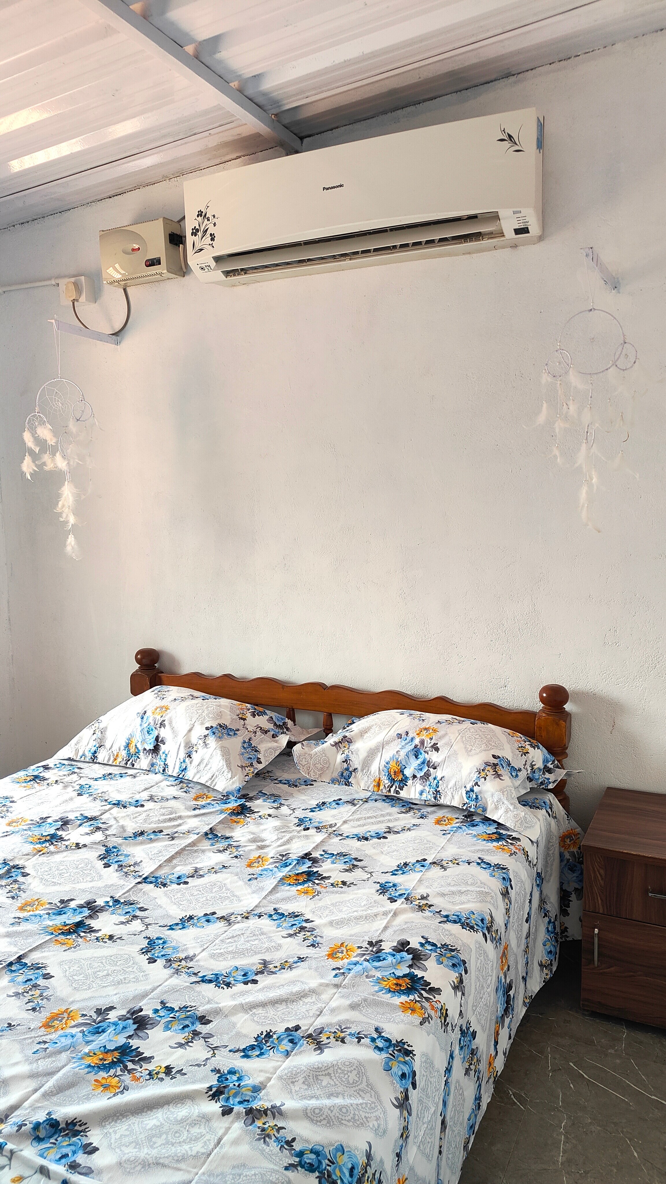 Restior homestay -room 1 - Tap to explore photos