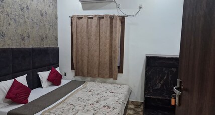 KRISHNA NIWAS Room Type - Double Bed