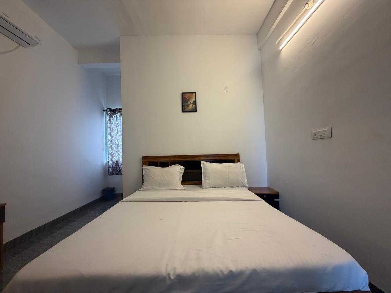 HOTEL O SAWANGI INN - Tap to explore photos