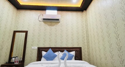 Hotel Rajveer Inn Room Type - Deluxe Room