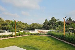 1BHK Remote WiFi Candolim Serviced Apt A305