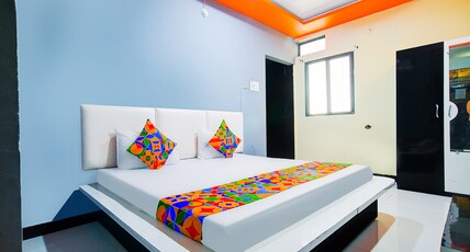 FabHotel Shree Moti Palace Room Type - Deluxe Room