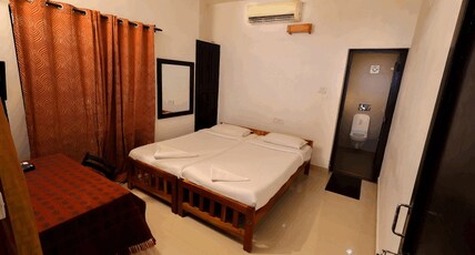 ILLIKKALAM LAKESIDE COTTAGES Kumarakom Kerala Room Type - Lake Facing Sunset View Superior AC Cottage For 2 Persons ILLIKKALAM LAKESIDE COTTAGES Kumarakom Kerala Room Type - Lake Facing Sunset View Superior AC Cottage For 2 Persons