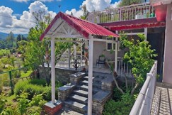 Nature's Vibe Stays luxury Villa with an orchard