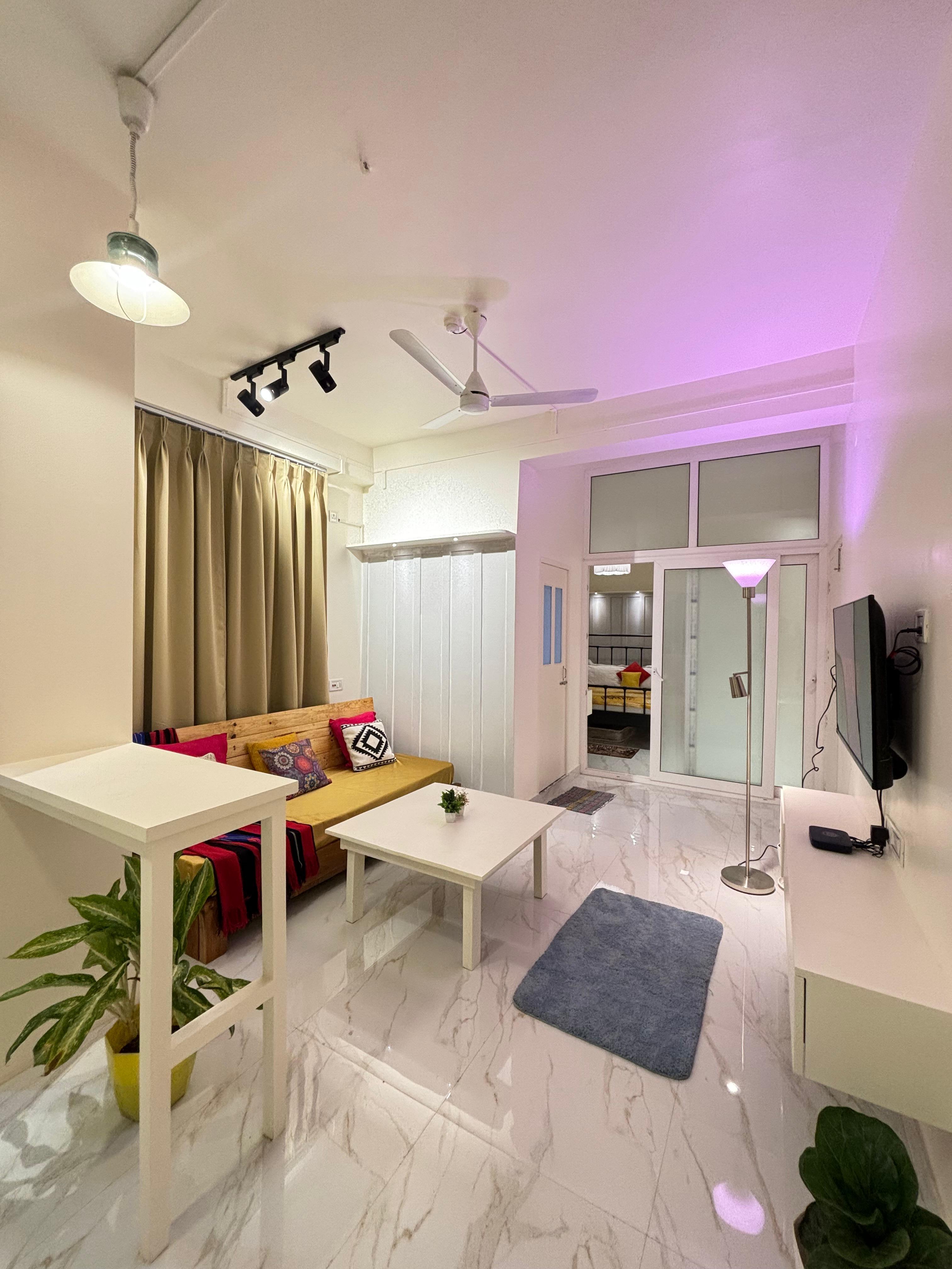 JazzAbor With Private Kitchen | 5 Min From Apollo Excel Care - Tap to explore photos