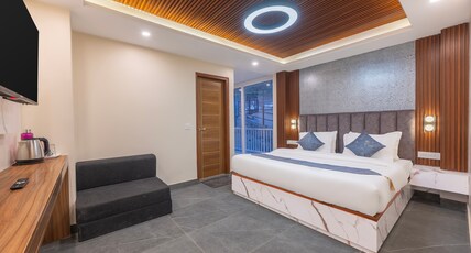 Snowland Shimla Room Type - Deluxe Room