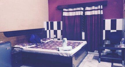 HOTEL VINEET - BARBIL. Room Type - DELUXE EXECUTIVE.