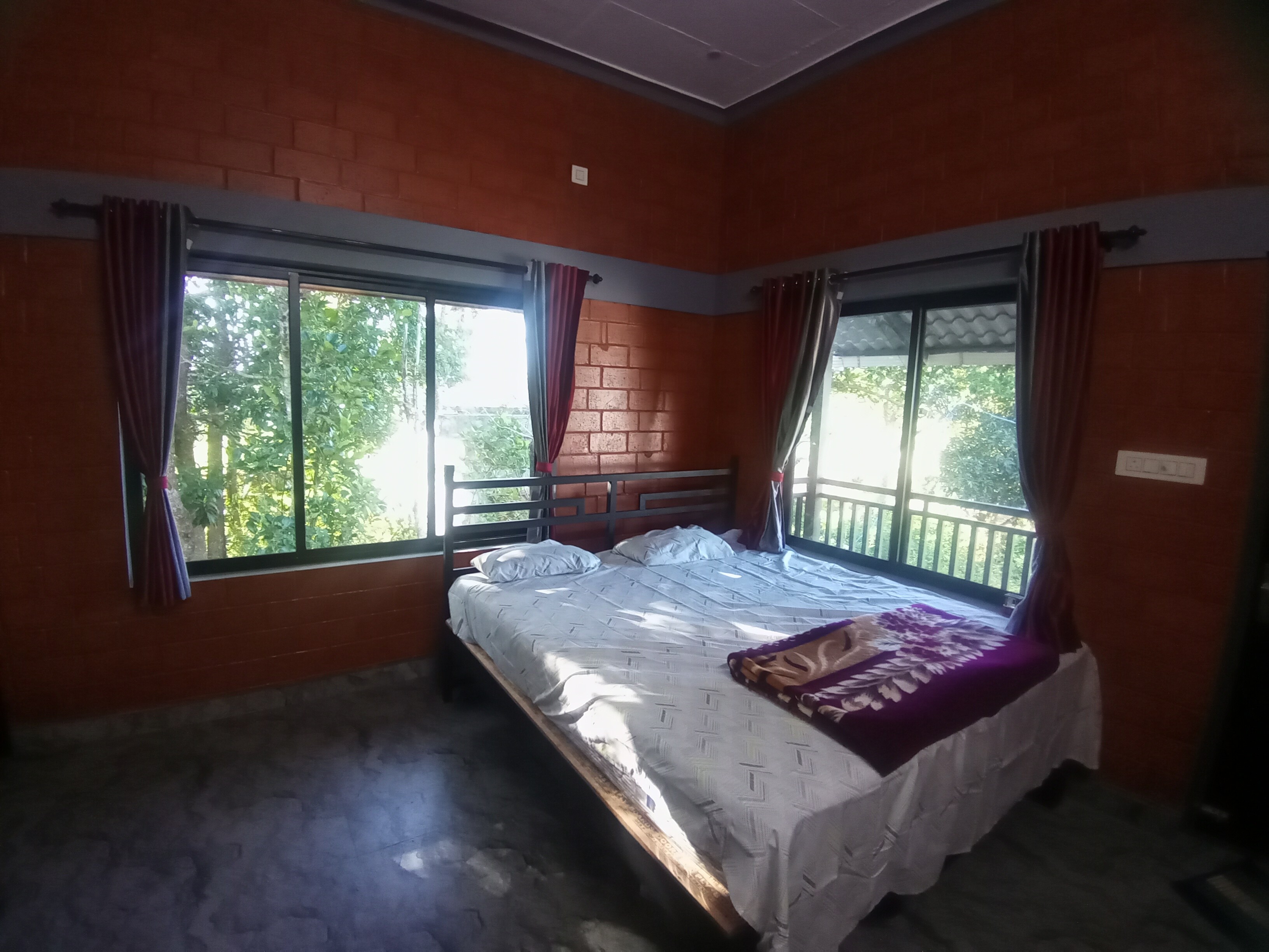 Gulmohar heavenly homestay - Tap to explore photos