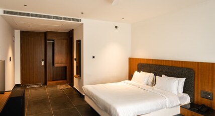 AVM Elite Suites Room Type - Deluxe Room