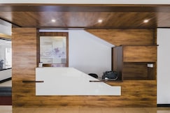 D'Manor Service Apartment | Rooms & Wi-Fi