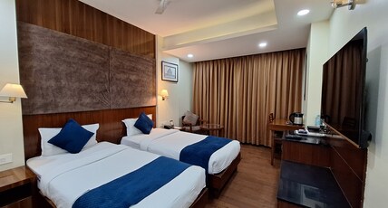 LN HOTELS & RESORTS Room Type - AC Deluxe Room  with High Speed WIFI