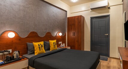 The Hosteller Bangalore, CV Raman Nagar Room Type - Deluxe Double Room