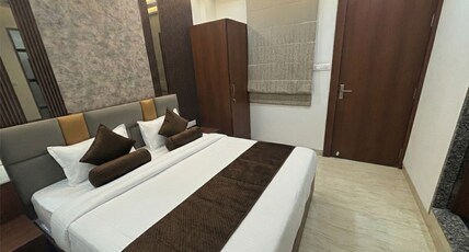 Hotel Shaurya Palace Room Type - Standrad AC Room