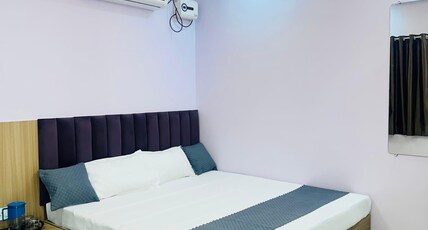 Shree Aaditri Inn Room Type - Deluxe Room