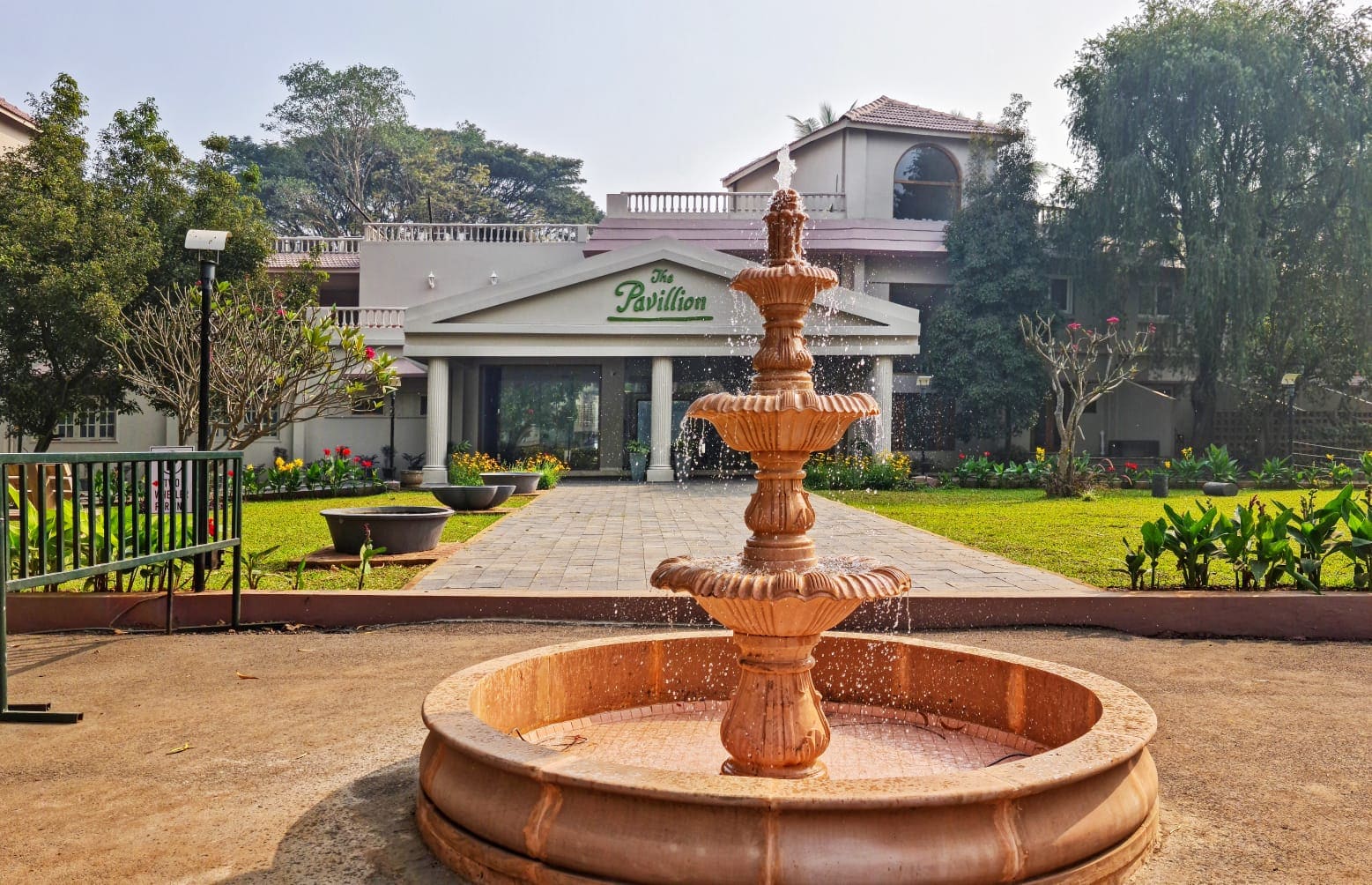 Hotel Pavillion - Tap to explore photos