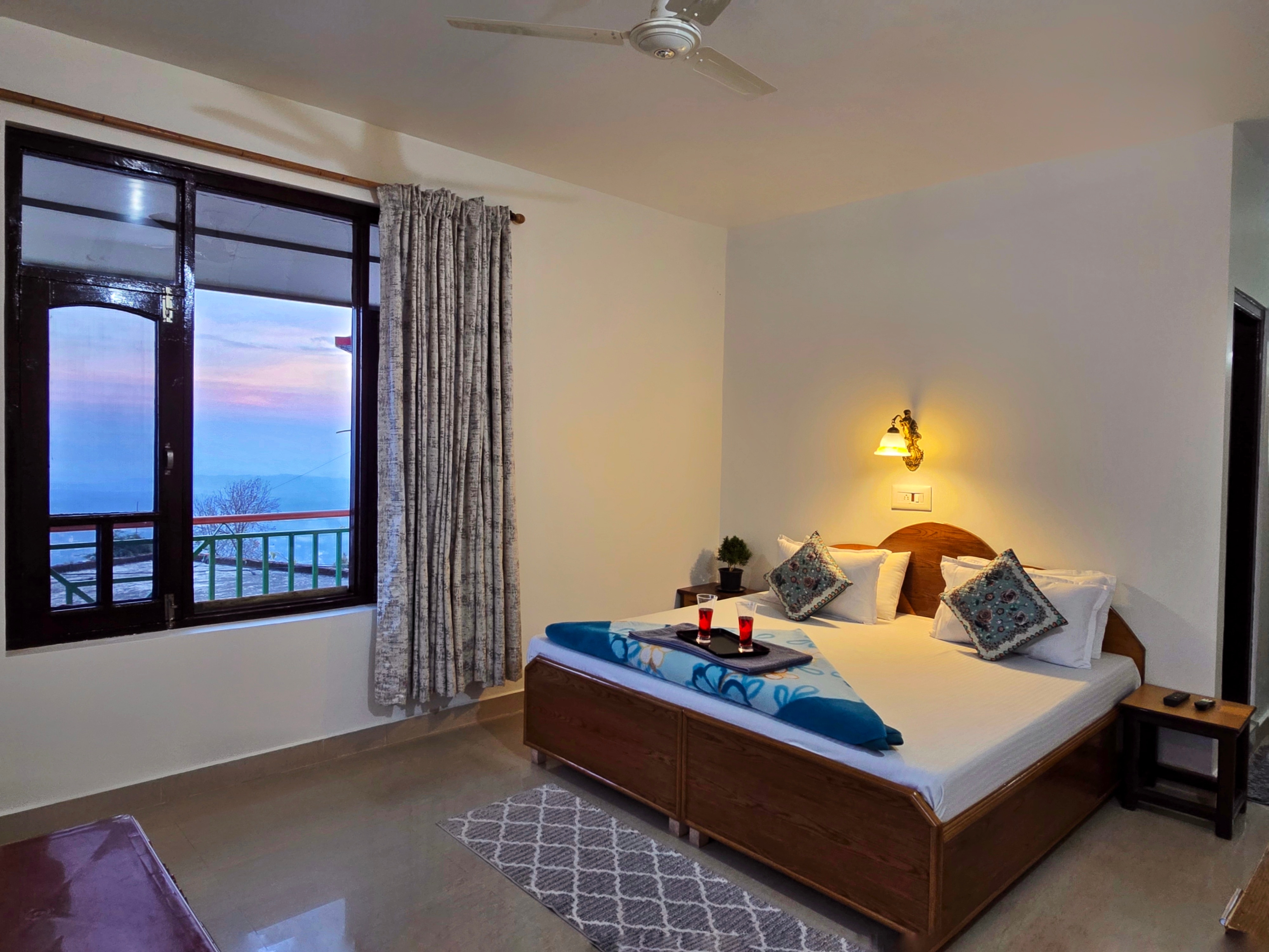 The East Homestay - Tap to explore photos