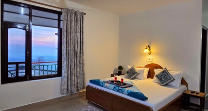 The East Homestay Room Type - Deluxe Room | Moon Peak View