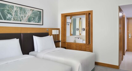 Movenpick Hotel Jumeirah Beach Room Type - Executive Twin Partial Sea View with Balcony Movenpick Hotel Jumeirah Beach Room Type - Executive Twin Partial Sea View with Balcony