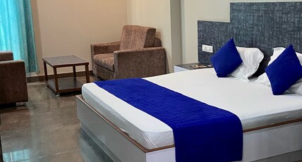 Hotel Taru Inn Room Type - Super Deluxe Rooms With Free Wifi
