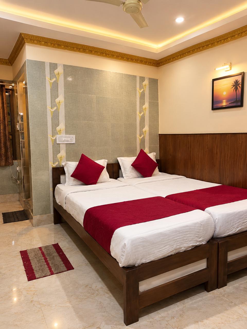 Hotel Mahodadhi - Tap to explore photos