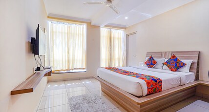 FabHotel BNS Comforts Room Type - Deluxe Room