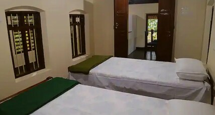 The Mana Hertage stay Room Type - AC ROOM MIDDLE